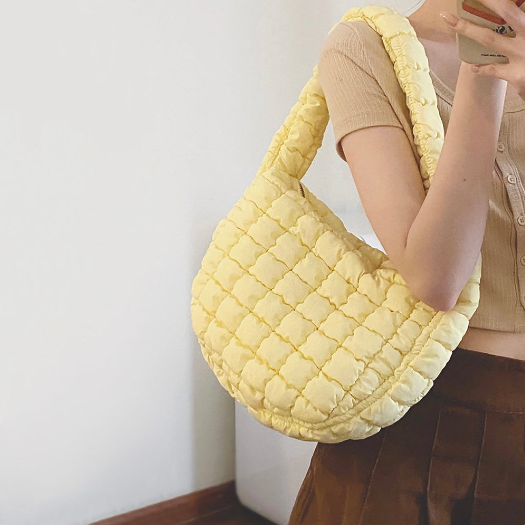 Pleated Shoulder Bag – Spacious Everyday Style