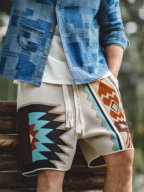 Men's Geometric Drawstring Shorts with Contrast Colors-Modylol
