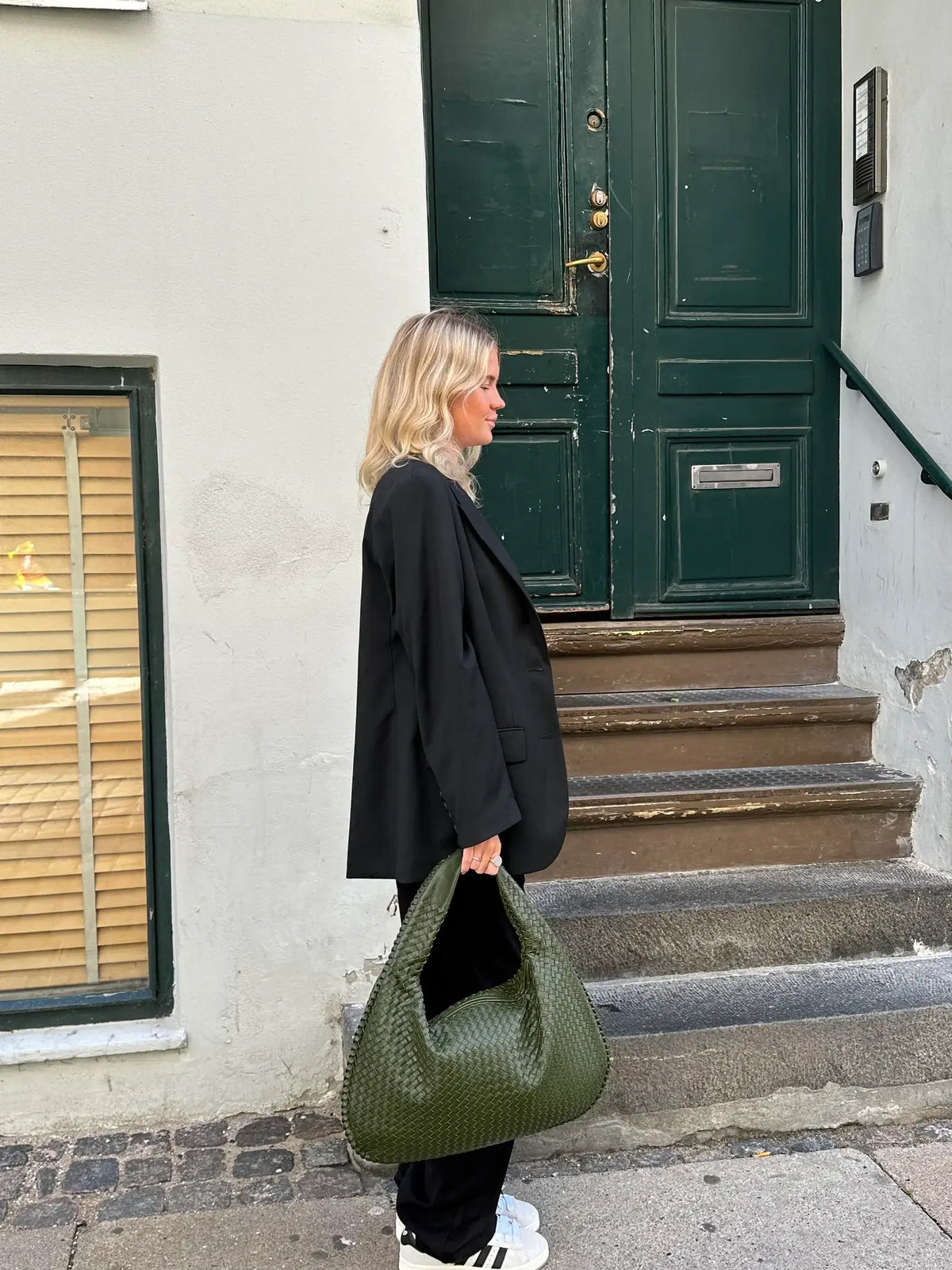 Woven Vegan Leather Shoulder Bag – Spacious Design