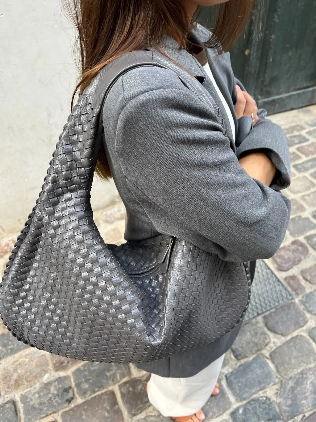 Woven Vegan Leather Shoulder Bag – Spacious Design